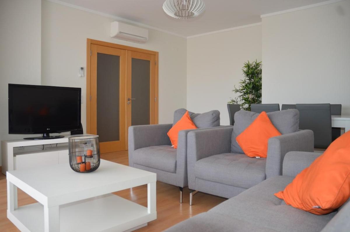 Apartamento Algarve T2 With Pool&balcony In Olhão
