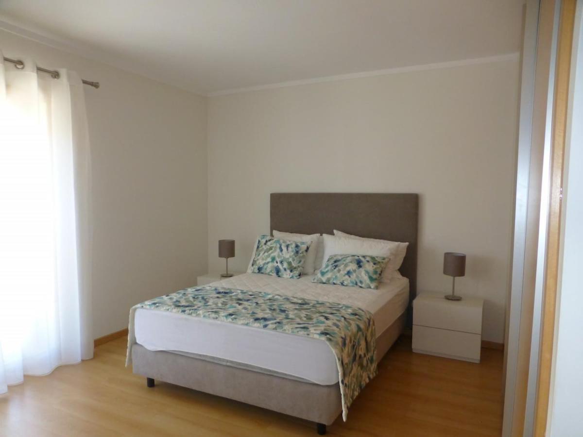 Algarve T2 With Pool&balcony In Apartamento