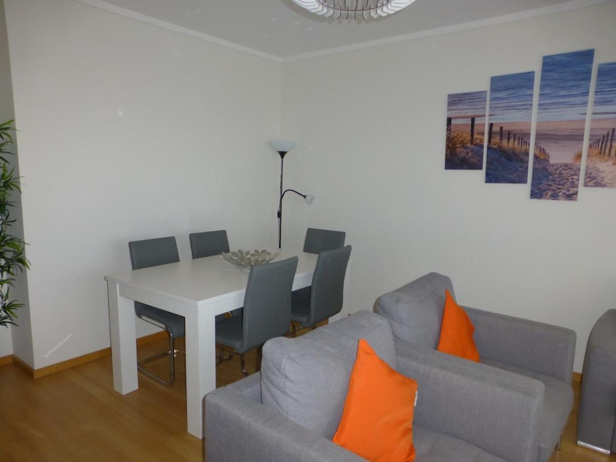 Algarve T2 With Pool And Balcony In Olhao