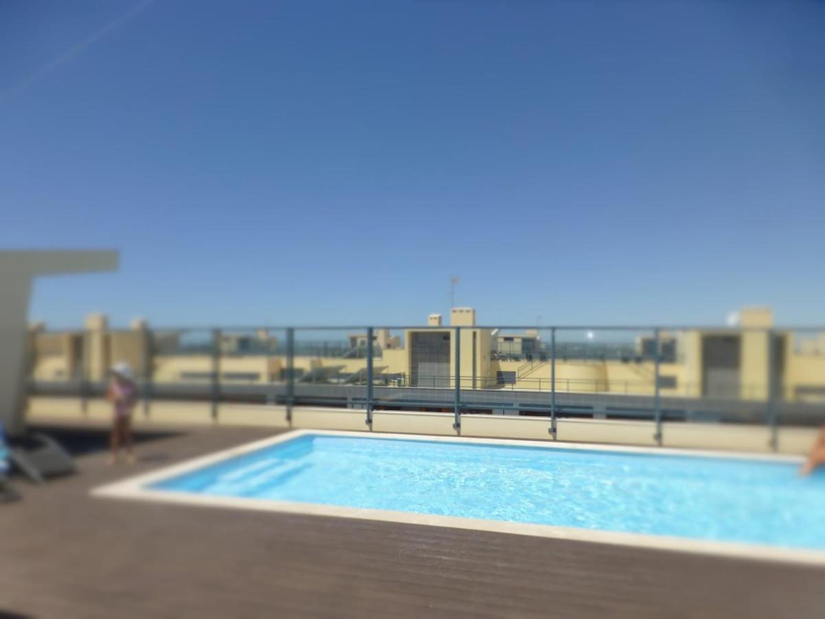 Apartment Algarve T2 With Pool And Balcony In