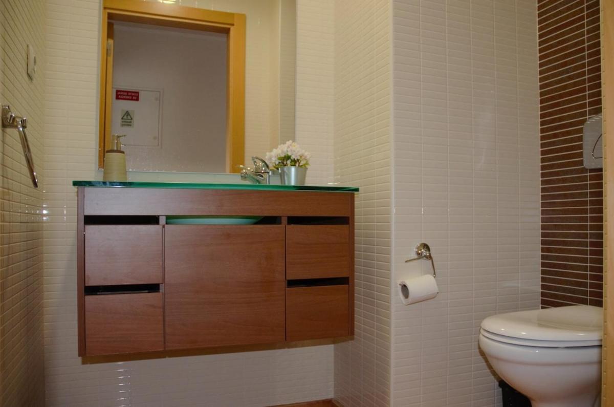 Apartment Algarve T2 With Pool And Balcony In